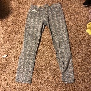 ❤️ Anthropologie Pilcro Floral print skinny straight leg jeans